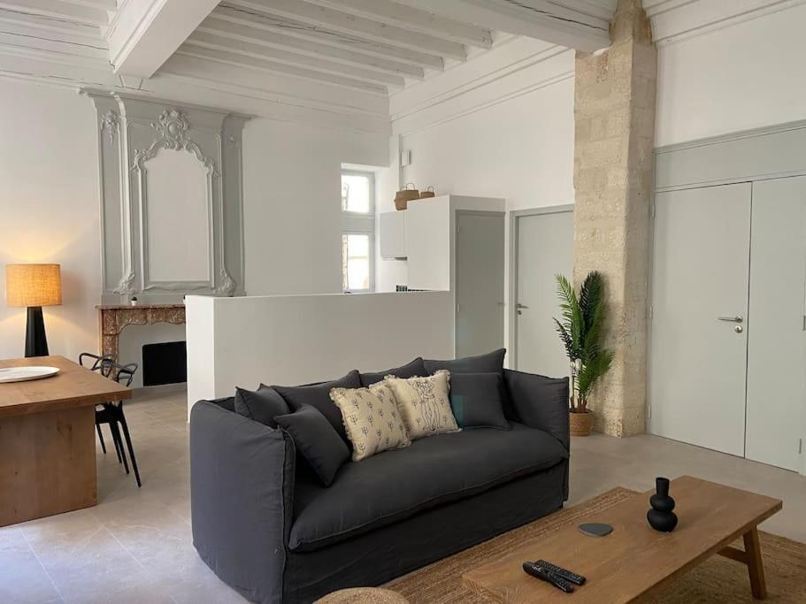 Appartement Avec Ventilateurs Proche Du Palais Des Papes Avignon Exterior foto
